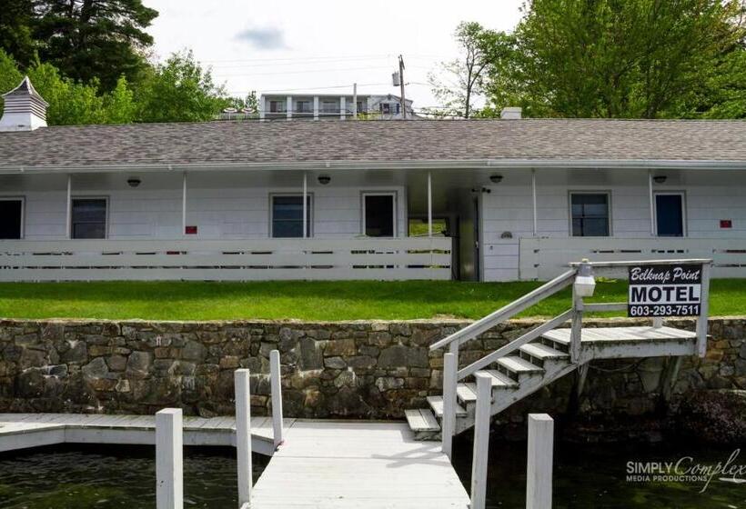 モーテル Belknap Point Inn