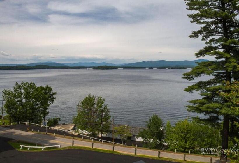 모텔 Belknap Point Inn