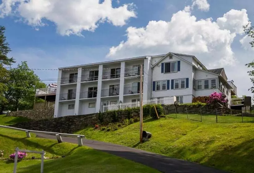 モーテル Belknap Point Inn
