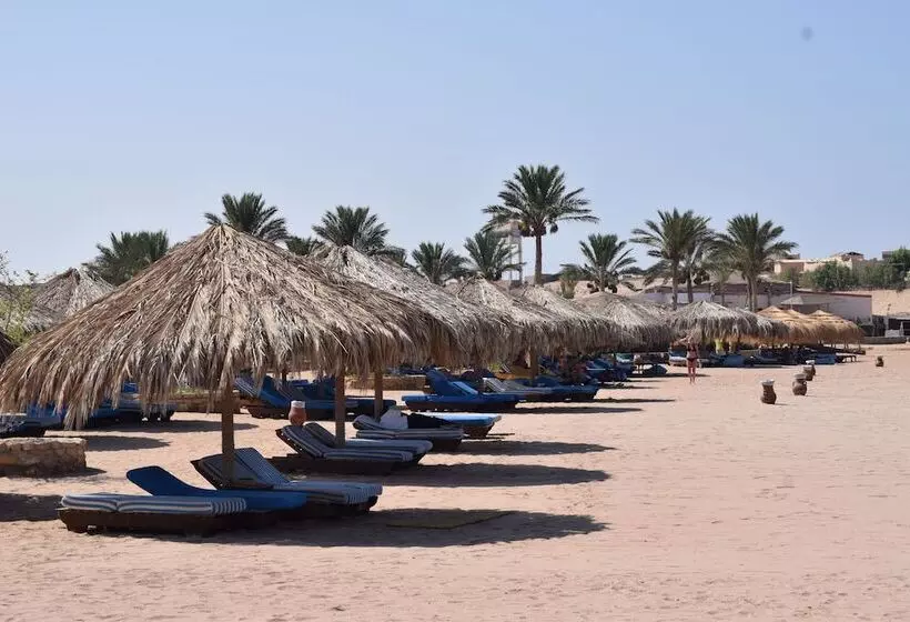 هتل Sharm El Naga Resort And Diving Center
