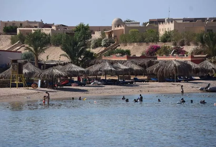 هتل Sharm El Naga Resort And Diving Center