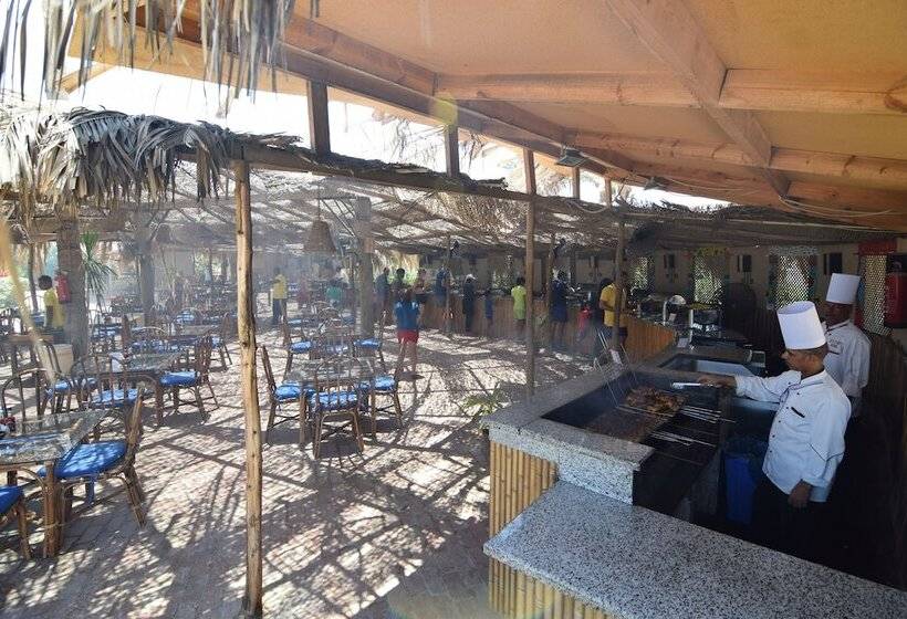 هتل Sharm El Naga Resort And Diving Center