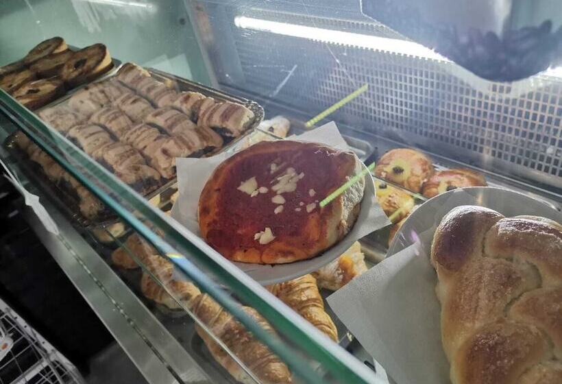 צימר B And B Living