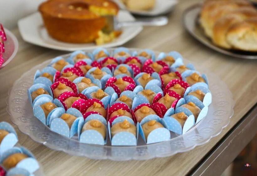 膳宿费 Rafa's Pousada Encantos De Minas