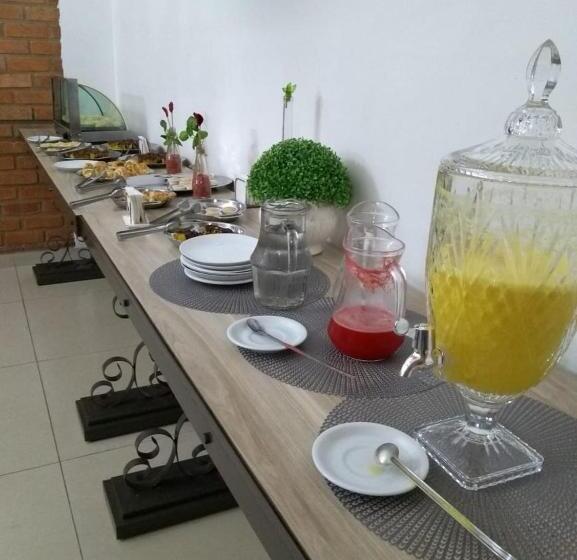 膳宿费 Rafa's Pousada Encantos De Minas