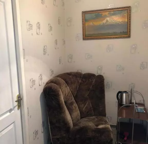 پانسیون Second Room