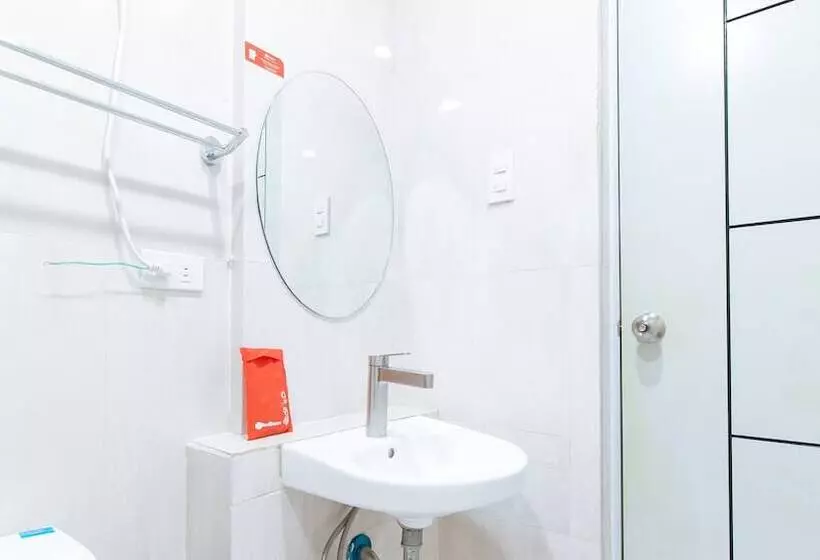 Hotelli Reddoorz Near Sm Bicutan