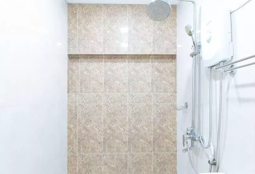 Hotelli Reddoorz Near Sm Bicutan