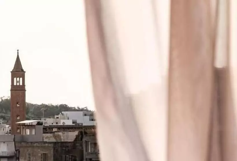 پانسیون C Est La Vie