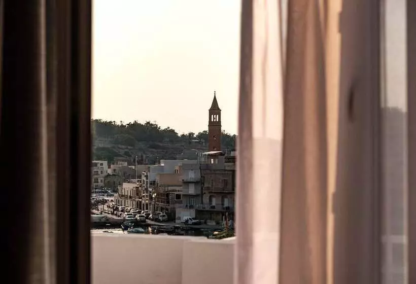 پانسیون C Est La Vie
