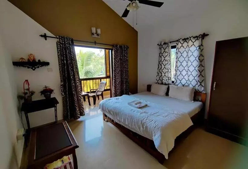 Ronne S 2bhk Lagoon Apartment Calangute