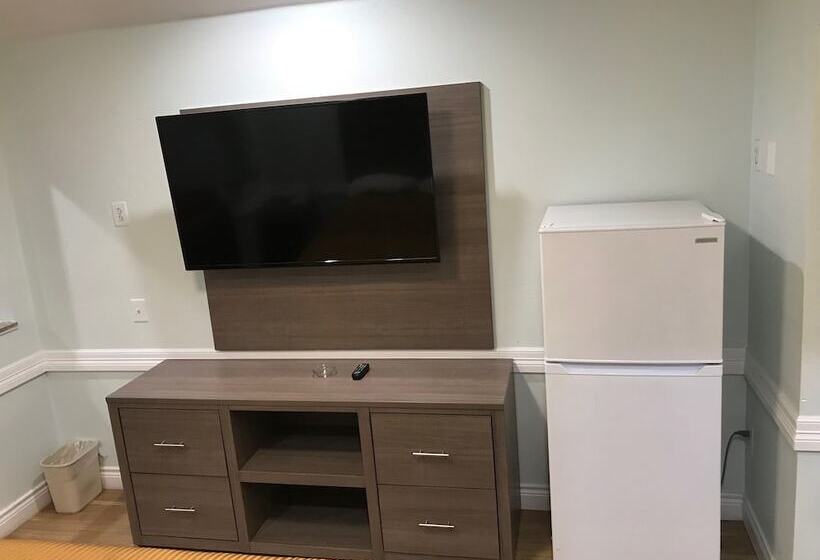 فندق Crown Inn Humble