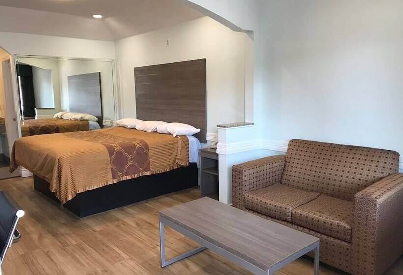 فندق Crown Inn Humble