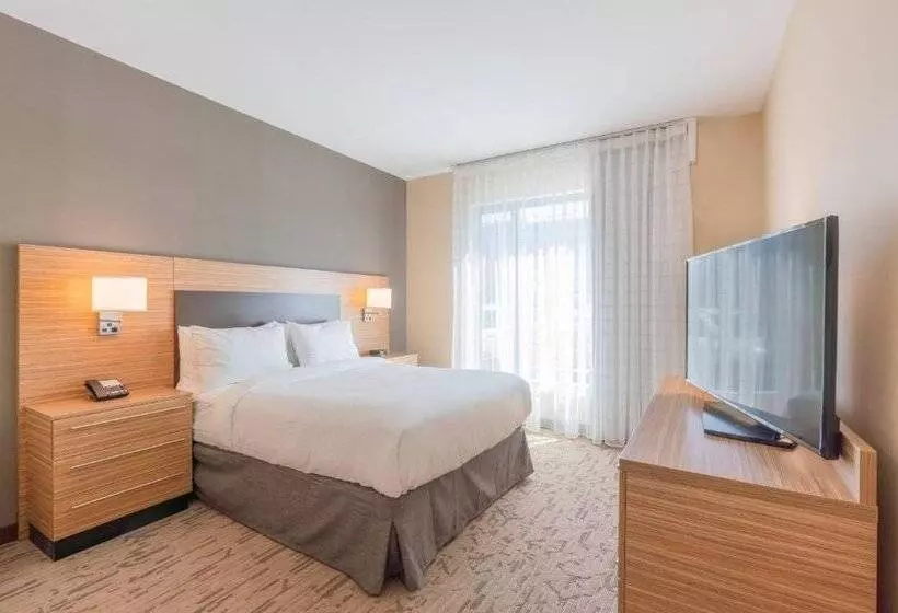 Hotelli Towneplace Suites By Marriott Thousand Oaks Agoura Hills