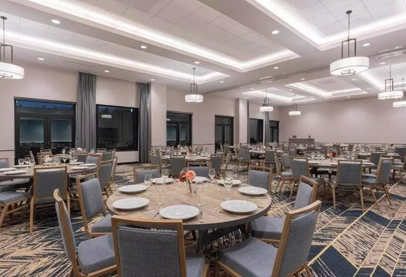 Hotelli Towneplace Suites By Marriott Thousand Oaks Agoura Hills