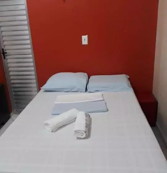 ペンション Carabao Hostel
