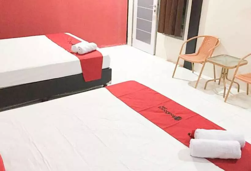 ペンション Reddoorz @ Simpang Lima Jupiter