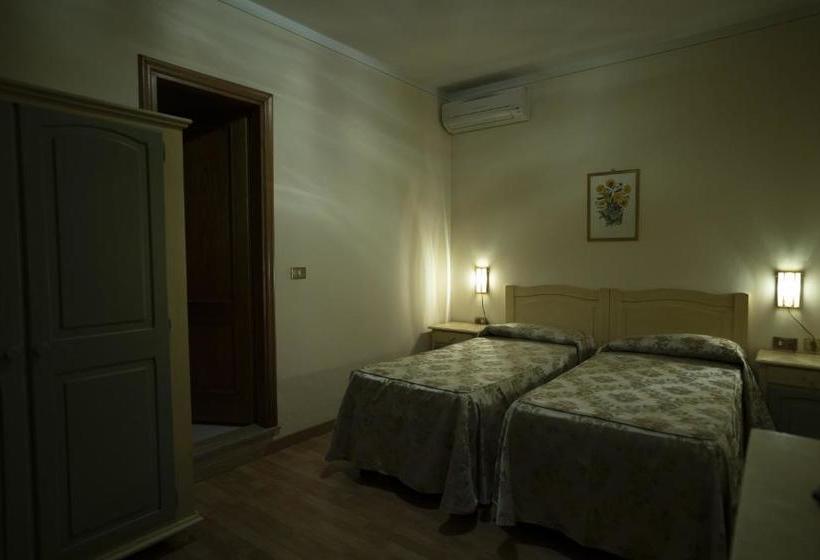 Отель Mediavalle