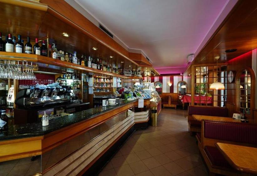 Отель Mediavalle