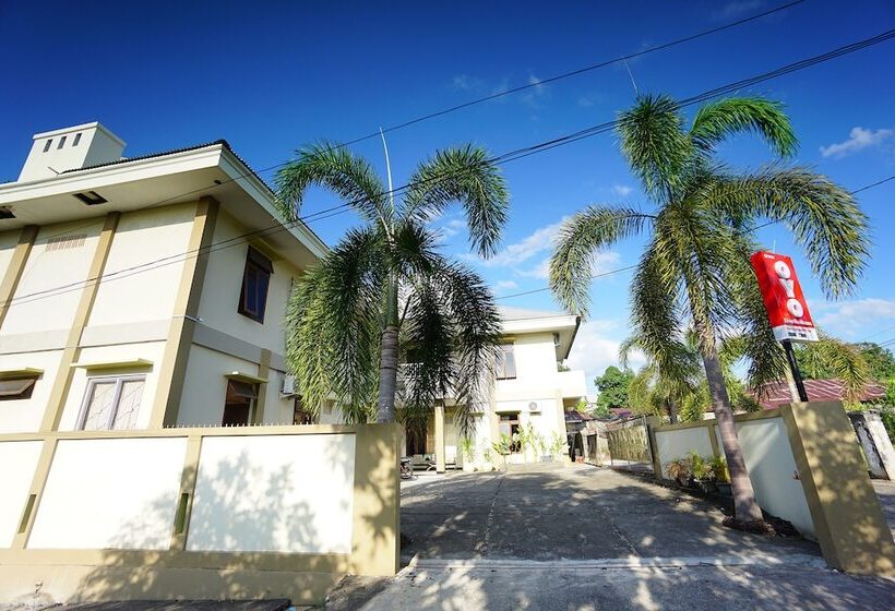 Hotel Oyo 1292 Lieke Residence