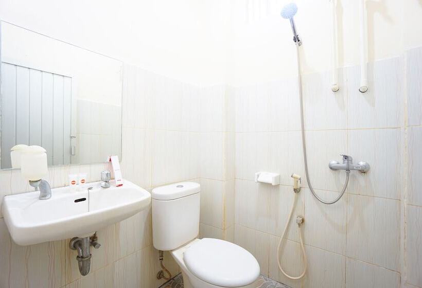 Hotel Oyo 1292 Lieke Residence