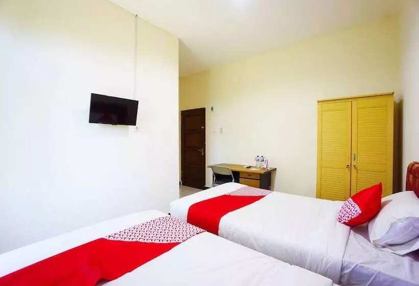 ホテル Oyo 1292 Lieke Residence