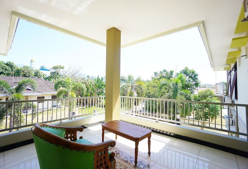 Hotel Oyo 1292 Lieke Residence