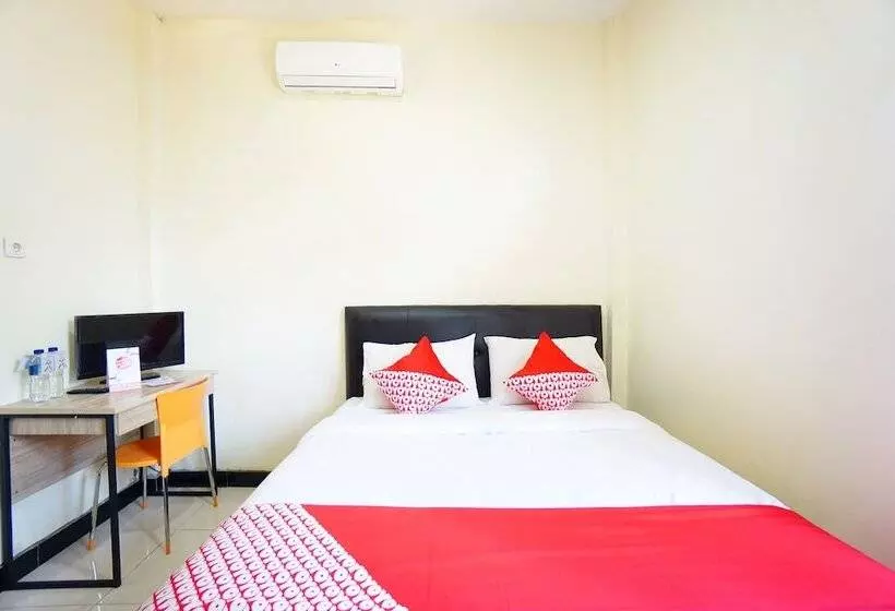 ホテル Oyo 1292 Lieke Residence