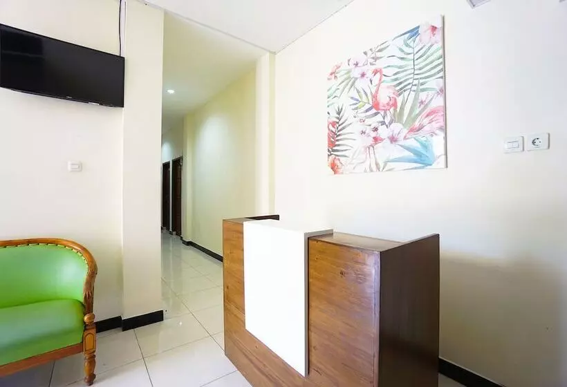 ホテル Oyo 1292 Lieke Residence