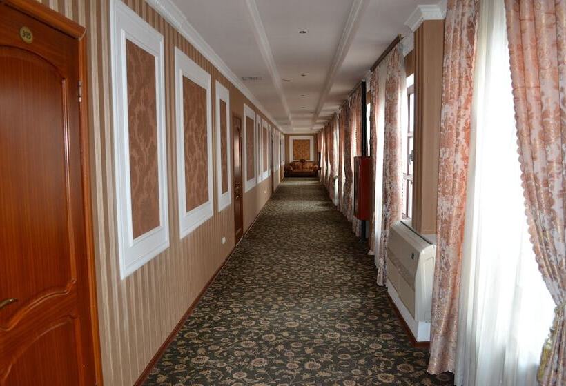 هتل Remi Khudjant