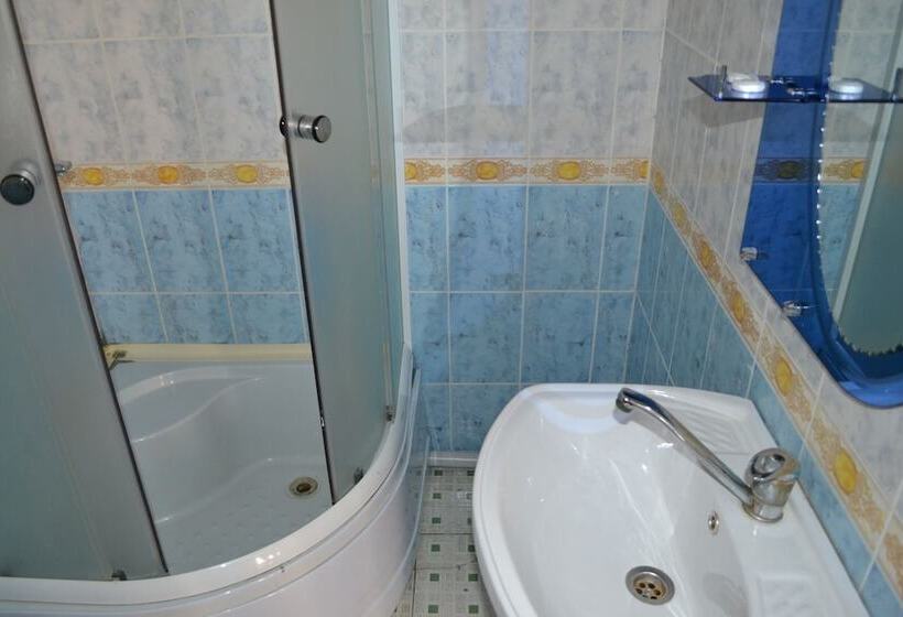 هتل Remi Khudjant