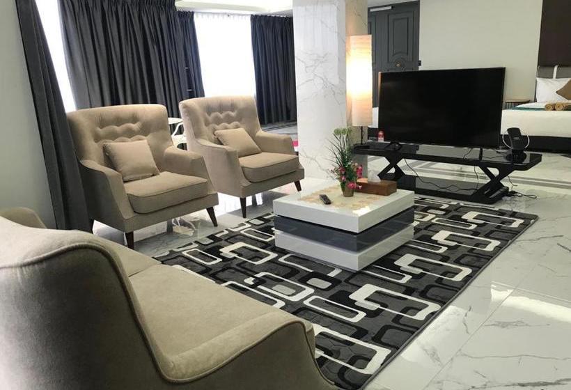 فندق Shell Out Club Suite