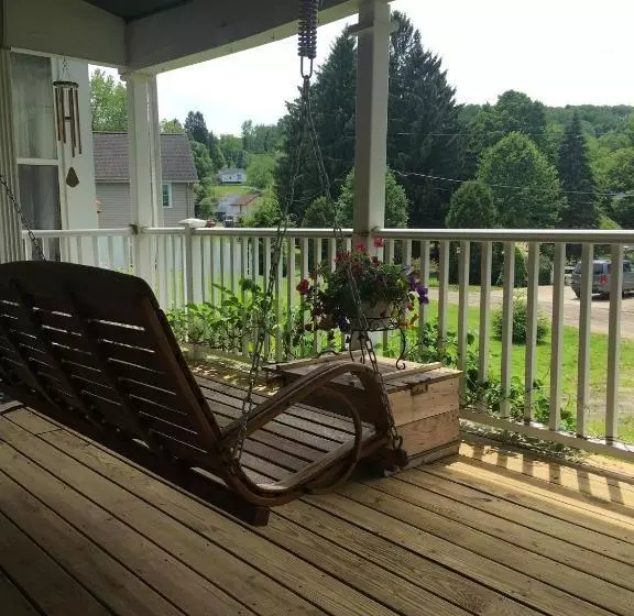 ベッドアンドブレックファースト Ottaway Inn Llc