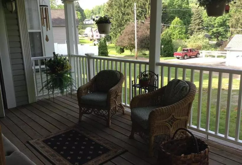 ベッドアンドブレックファースト Ottaway Inn Llc