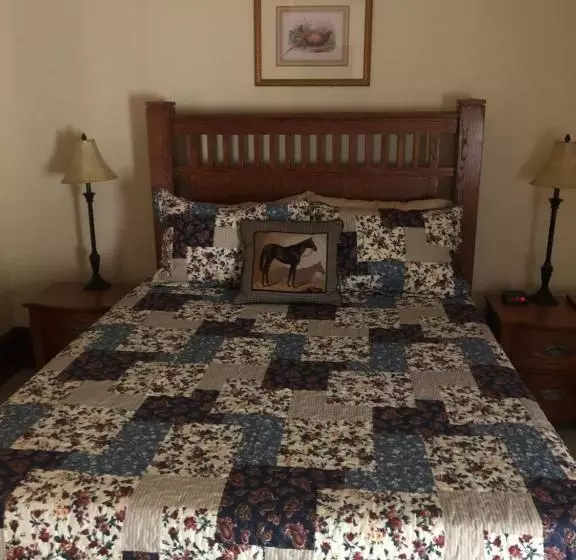 ベッドアンドブレックファースト Ottaway Inn Llc