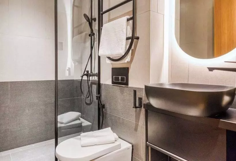 Hotel Habyt Cantonment   Formerly Hmlet Cantonment