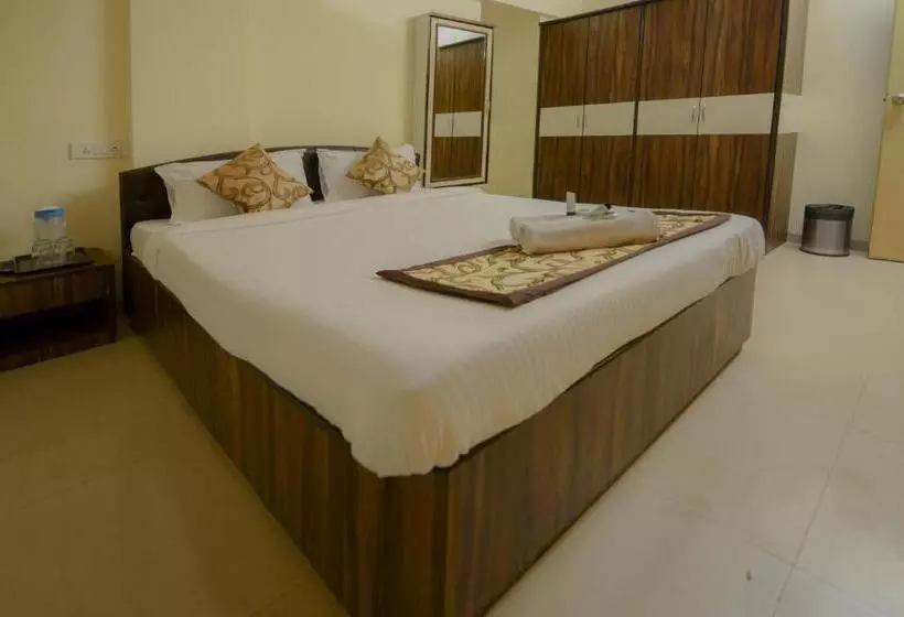 Hotel Lalsai Residency Andheri
