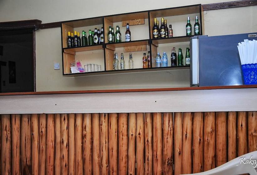 هتل Serene Executive Suites