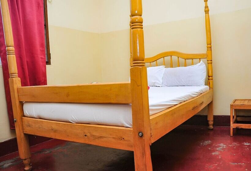 هتل Serene Executive Suites