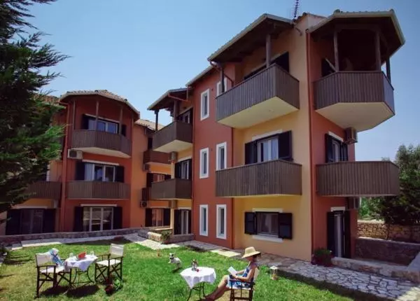 Porto Nirikos Lefkada Private Parking