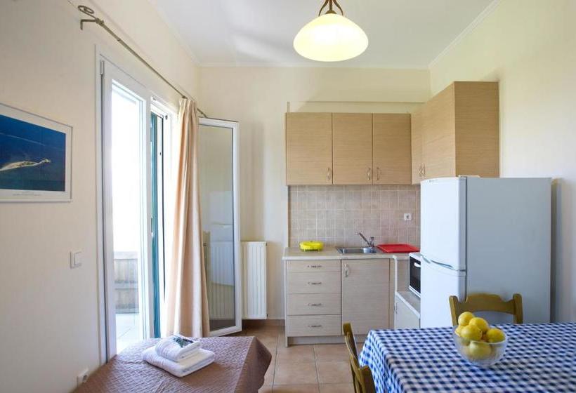 Porto Nirikos Lefkada   Private Parking