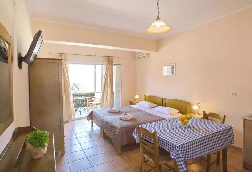 Porto Nirikos Lefkada Private Parking