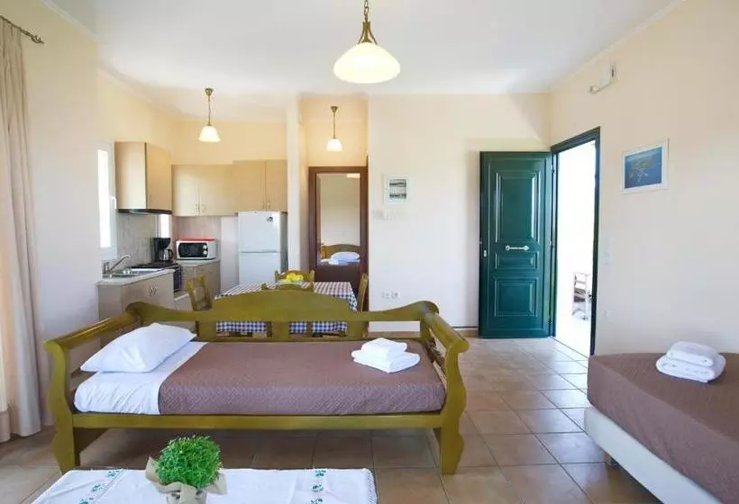 Porto Nirikos Lefkada Private Parking