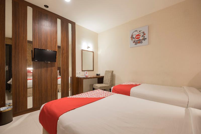 Grand Celino Hotel By Oyo Rooms