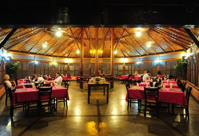 هتل A Pousada Do Rio Mutum