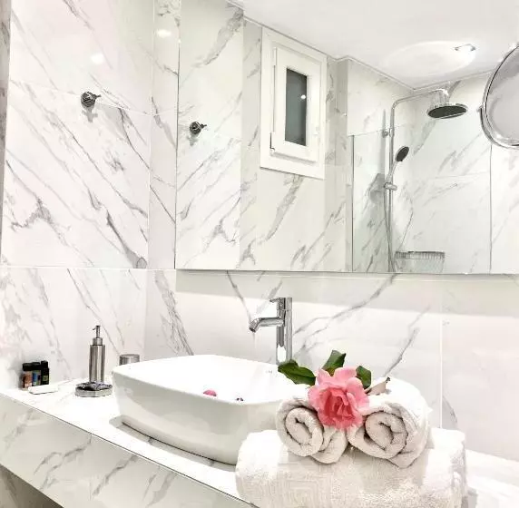 ホテル Ccb Ionian Suites By Bruskos