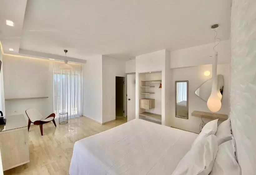 ホテル Ccb Ionian Suites By Bruskos