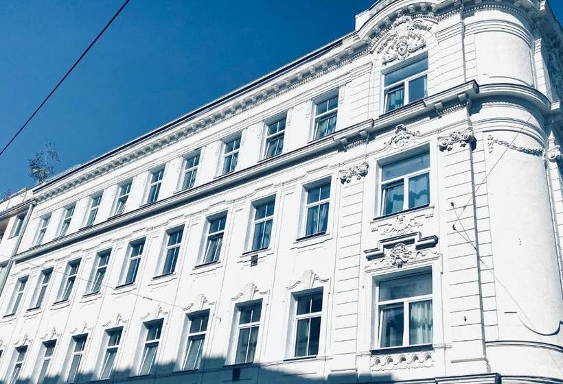 هتل City Residence Rooms & Apartments