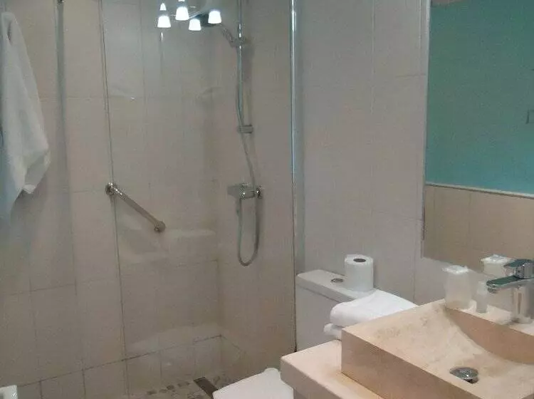 Hotel Hôtel Du Palais Des Papes