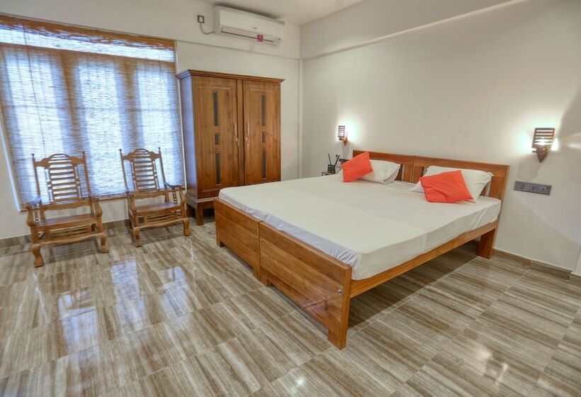 فندق Om Residence